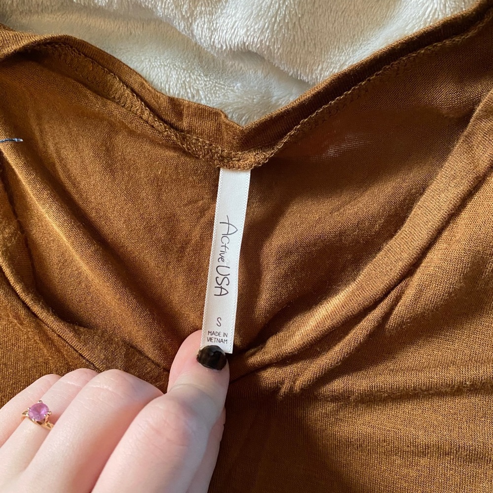 Basic tee - Picture 2 of 3
